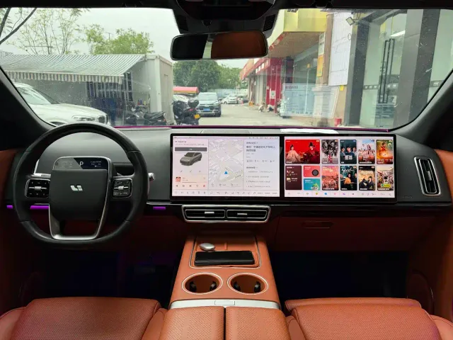Li Auto L8 — Фото автомобиля 7