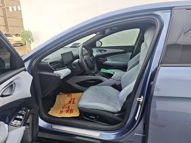 BYD Seal — Фото автомобиля 4