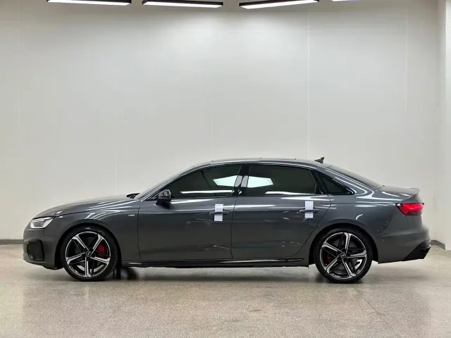 Audi Audi A4L 2022 45 TFSI quattro Premium Dynamic — Фото автомобиля 12