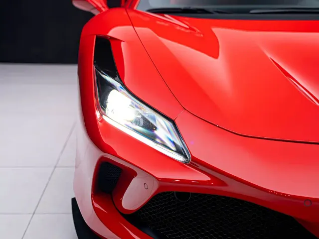 Ferrari F8 — Фото автомобиля 3