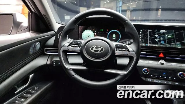 Hyundai AVANTE Новый Avante (CN7) — Фото автомобиля 14