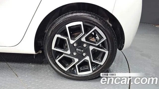 Kia RAY Новый Kia Ray Signature — Фото автомобиля 21