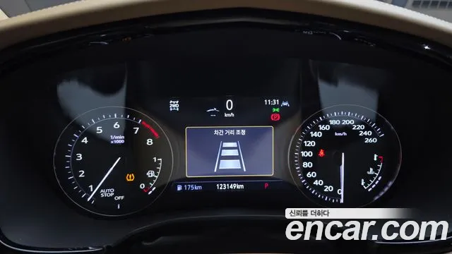 Cadillac XT5 — Фото автомобиля 11