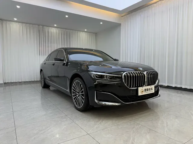 BMW 7 Series — Фото автомобиля 2