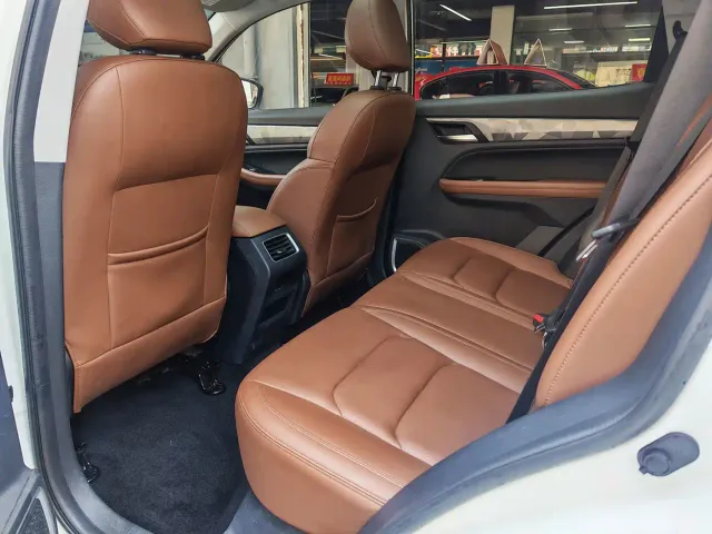 Geely Vision X6 — Фото автомобиля 8