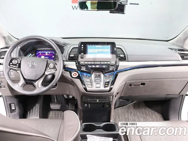 Honda Odyssey — Фото автомобиля 7
