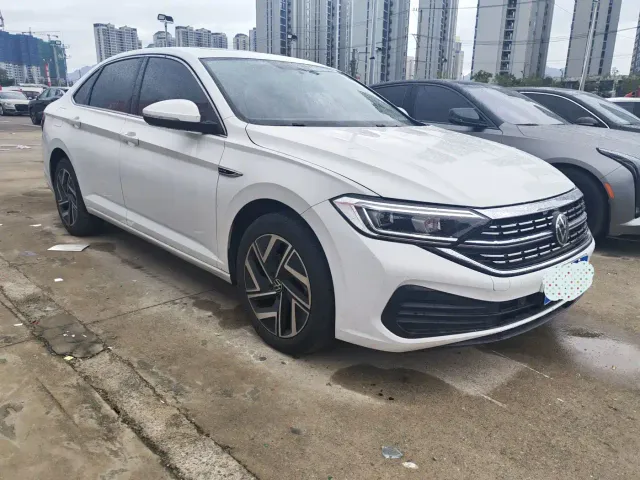 Volkswagen Sagitar — Фото автомобиля 3