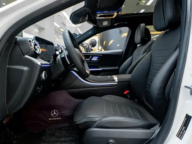 Mercedes-Benz C-Class — Фото автомобиля 26