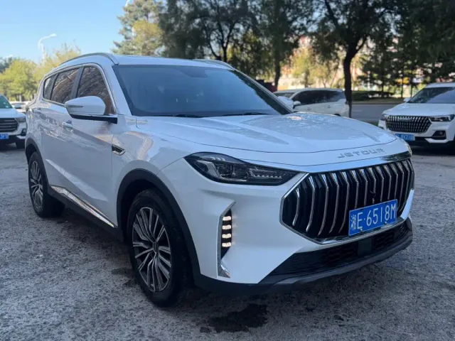 Jetour X70 Plus — Фото автомобиля 3