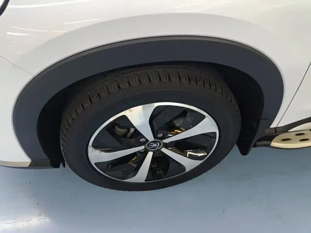 BYD Song PLUS — Фото автомобиля 22