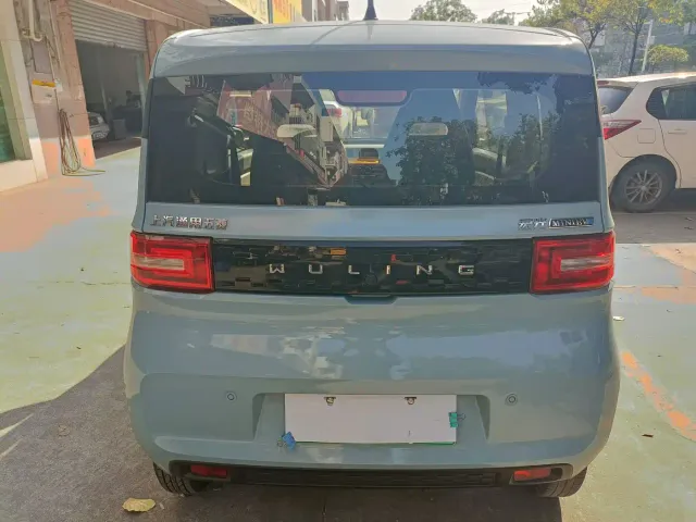 Wuling Hongguang Mini EV — Фото автомобиля 11