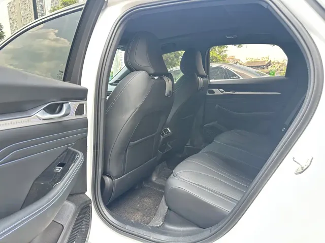 Geely Xingrui — Фото автомобиля 5
