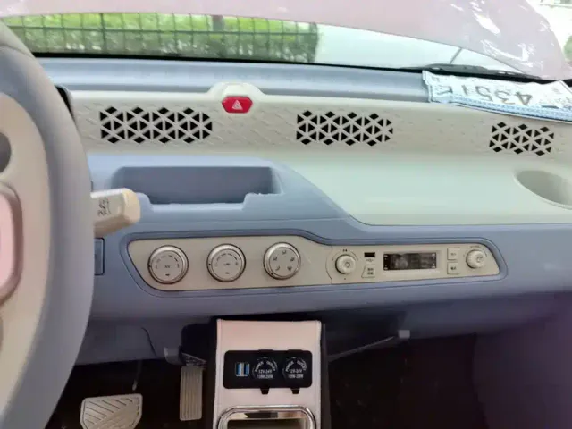 DFSK Mini EV — Фото автомобиля 12