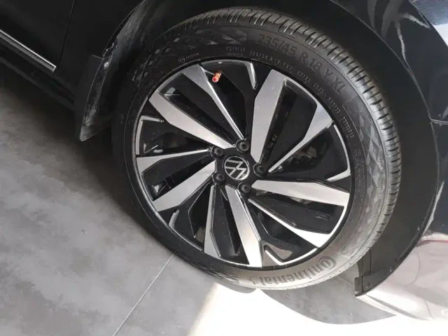 Volkswagen Passat — Фото автомобиля 6