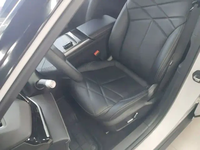 Geely Galaxy L6 — Фото автомобиля 14