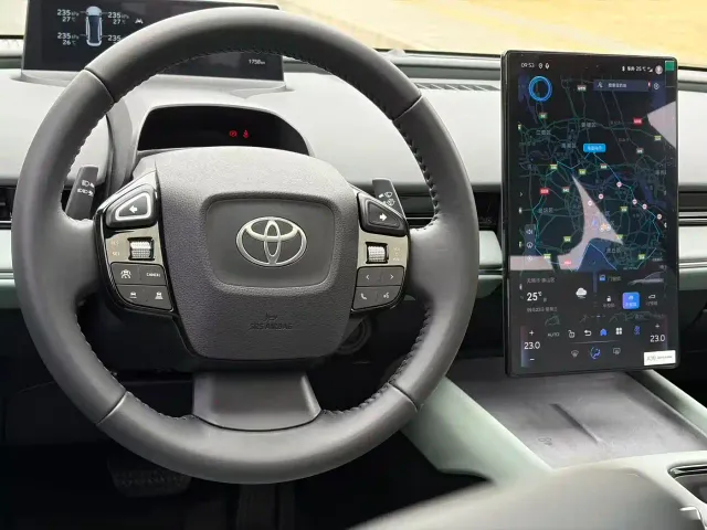Toyota bZ3 — Фото автомобиля 16
