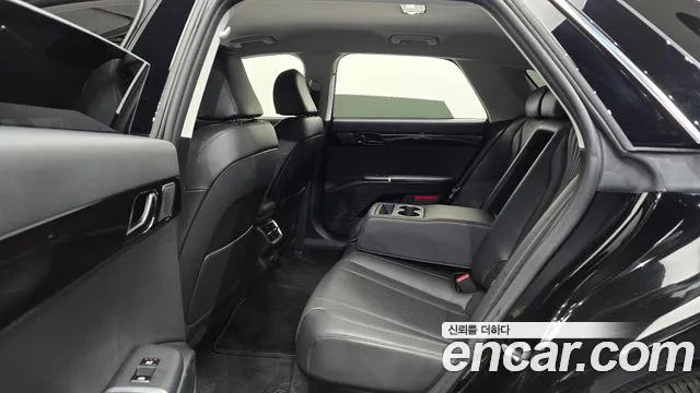 Hyundai Grandeur Grandeur (GN7) 2.5 Бензин 2WD — Фото автомобиля 5
