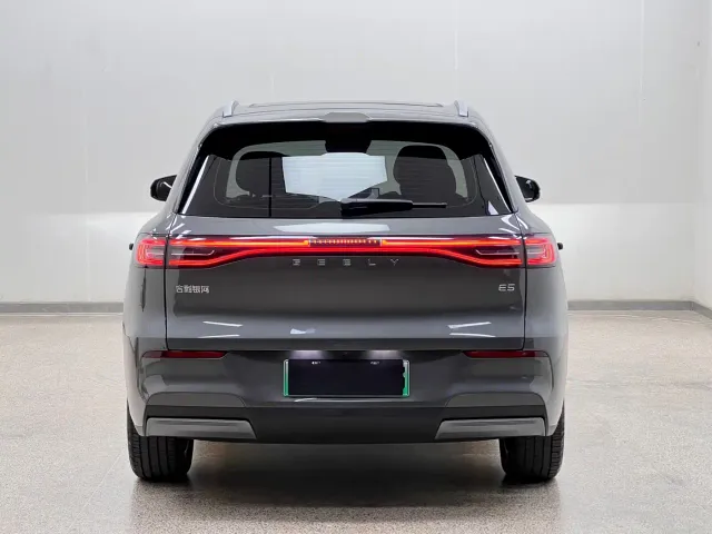 Geely Galaxy E5 — Фото автомобиля 5