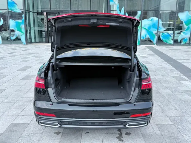 Audi A6L — Фото автомобиля 30