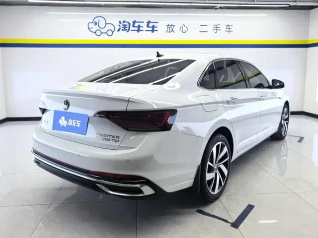 Volkswagen Sagitar — Фото автомобиля 3