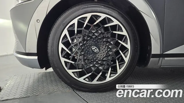Hyundai Ioniq 5 — Фото автомобиля 5