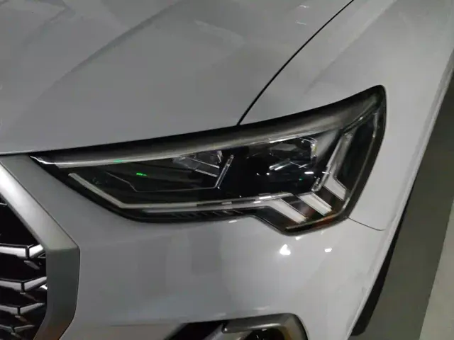 Audi Q3 — Фото автомобиля 5