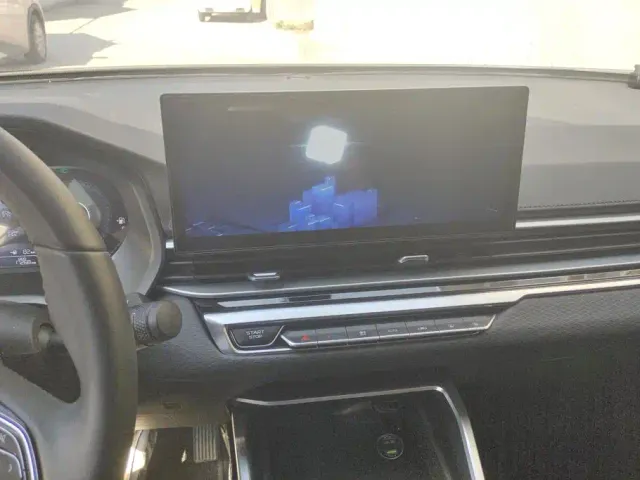 Geely Emgrand — Фото автомобиля 13