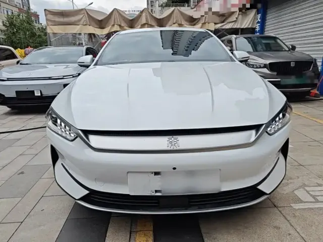 BYD Qin PLUS — Фото автомобиля 2