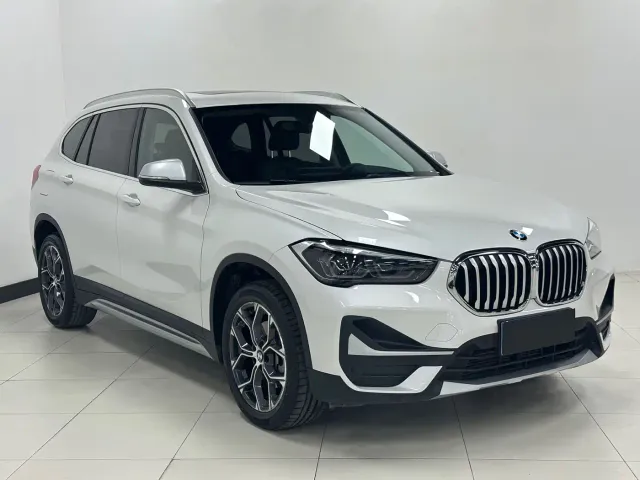 BMW X1 — Фото автомобиля 3