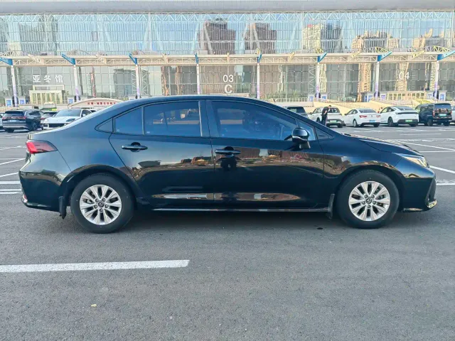 Toyota Corolla — Фото автомобиля 8