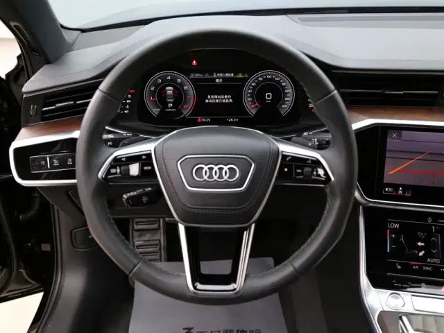 Audi A6L — Фото автомобиля 15