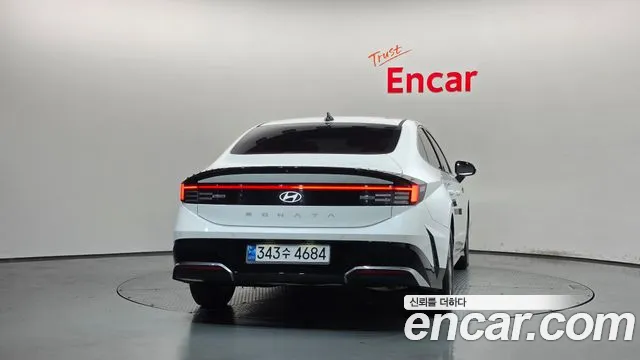 Hyundai Sonata — Фото автомобиля 4