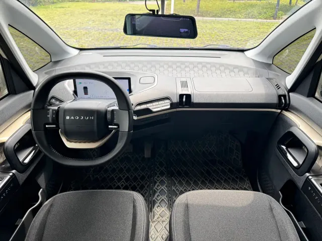 Baojun KiWi EV — Фото автомобиля 7