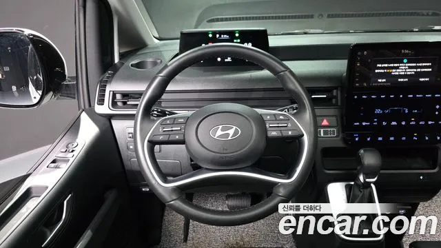 Hyundai Staria Staria 4WD Tourer 9 мест — Фото автомобиля 11
