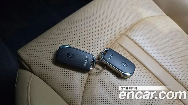 Kia K5 Generation 3 — Фото автомобиля 21
