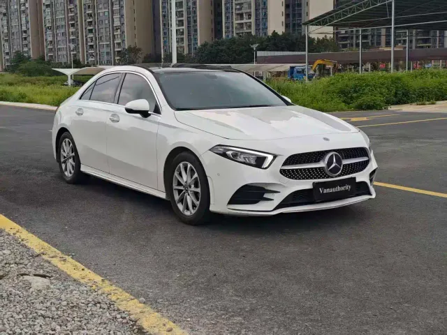 Mercedes-Benz A-Class — Фото автомобиля 3