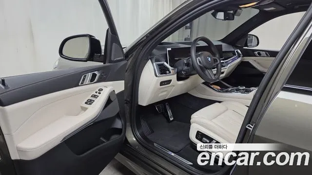 BMW X5 — Фото автомобиля 2