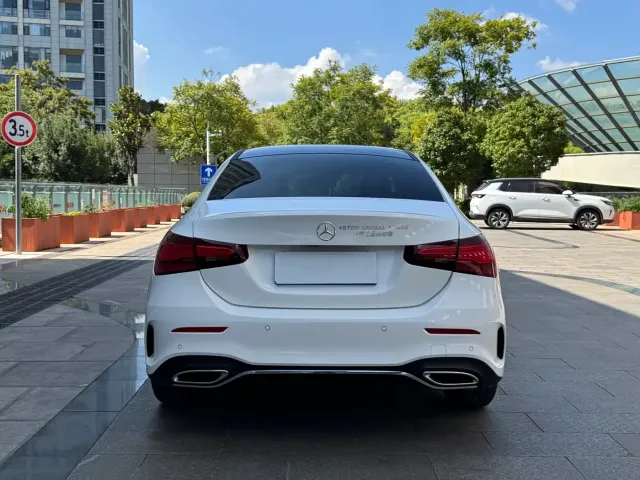 Mercedes-Benz A-Class — Фото автомобиля 12