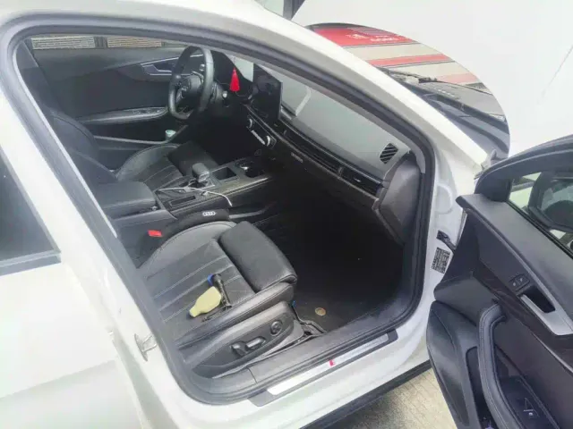 Audi A4L — Фото автомобиля 12