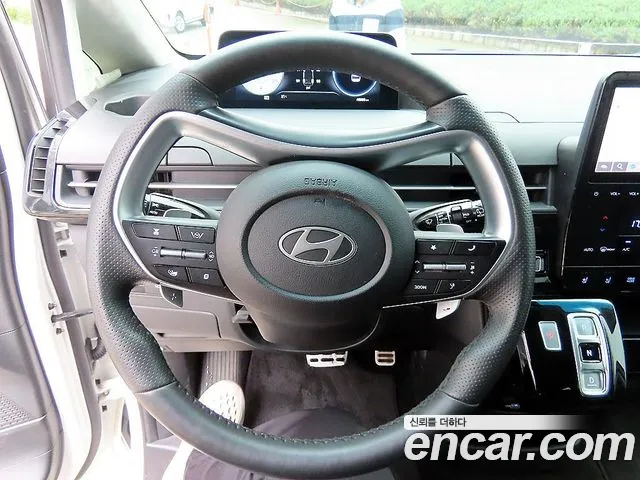 Hyundai Staria Staria L3.5 Lounge 7 мест — Фото автомобиля 6