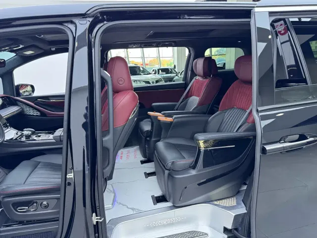GAC Trumpchi M8 — Фото автомобиля 8