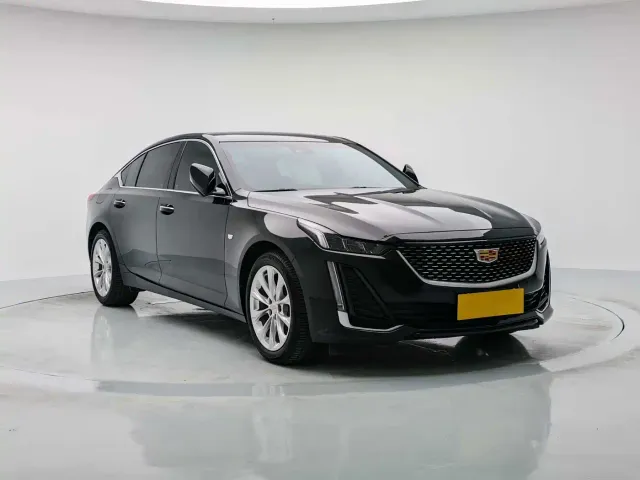 Cadillac CT5 — Фото автомобиля 3