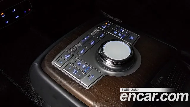 Genesis G80 Бензин 2.5 турбо AWD — Фото автомобиля 27