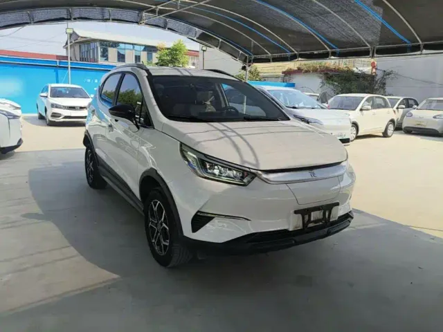 BYD Yuan Pro — Фото автомобиля 3