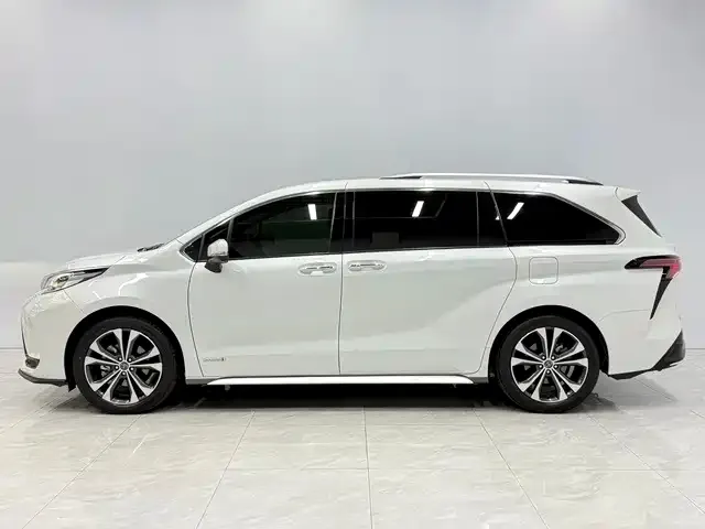 Toyota Granvia — Фото автомобиля 2