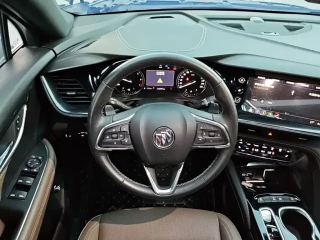 Buick Envision Plus — Фото автомобиля 10