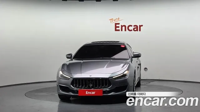 Maserati Ghibli Ghibli — Фото автомобиля 3