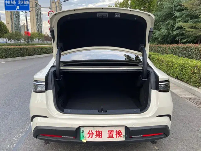 BYD Seal 07 DM-i — Фото автомобиля 15