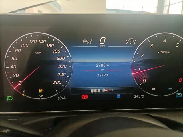 Mercedes-Benz C-Class — Фото автомобиля 11