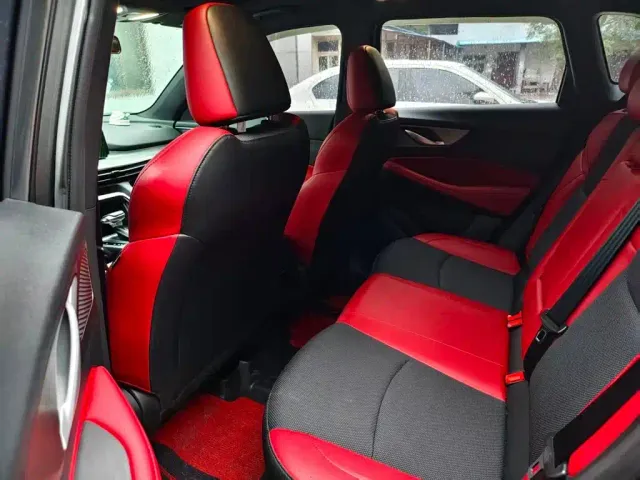 Changan CS35 Plus — Фото автомобиля 4